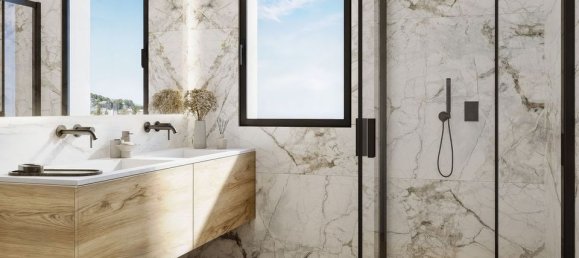 5 bedrooms Villa in Marbella, Spain No. 183921 9