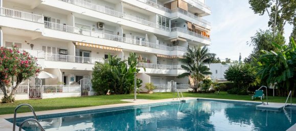 Apartamento de 2 dormitorios en Marbella, Spain No. 59375 3