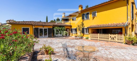 8 Schlafzimmer Wohnung in Florence, Italy, Nr. 352654 5