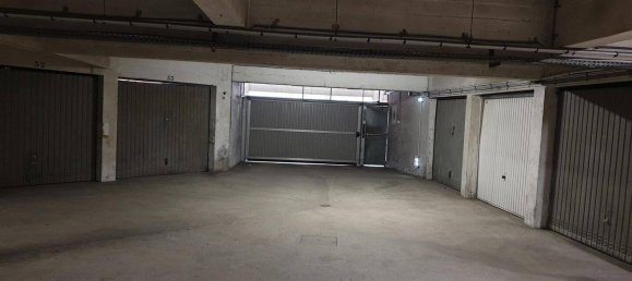 27m² Garage in Melun, France No. 334549 3