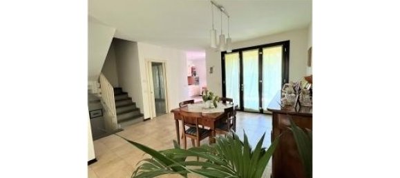 Casa de 6 habitaciónes en Scandicci, Italy No. 30591 17