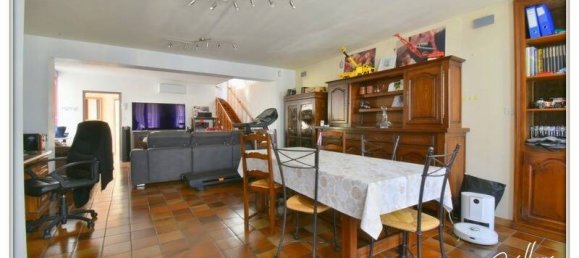 2 chambres Villa à Châteaumeillant, France No. 247639 24