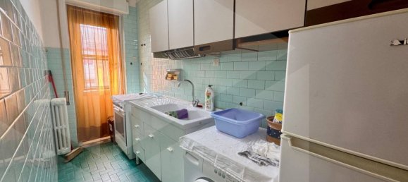Propiedad comercial de 4 habitaciónes en Matera, Italy No. 23381 12