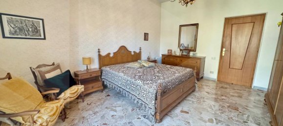 Propiedad comercial de 4 habitaciónes en Matera, Italy No. 23381 15