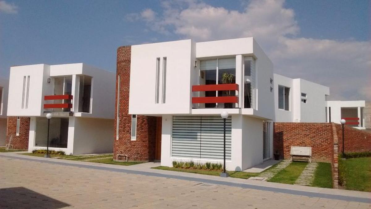 Casa de 3 dormitorios en San Mateo Atenco, Mexico No. 227444