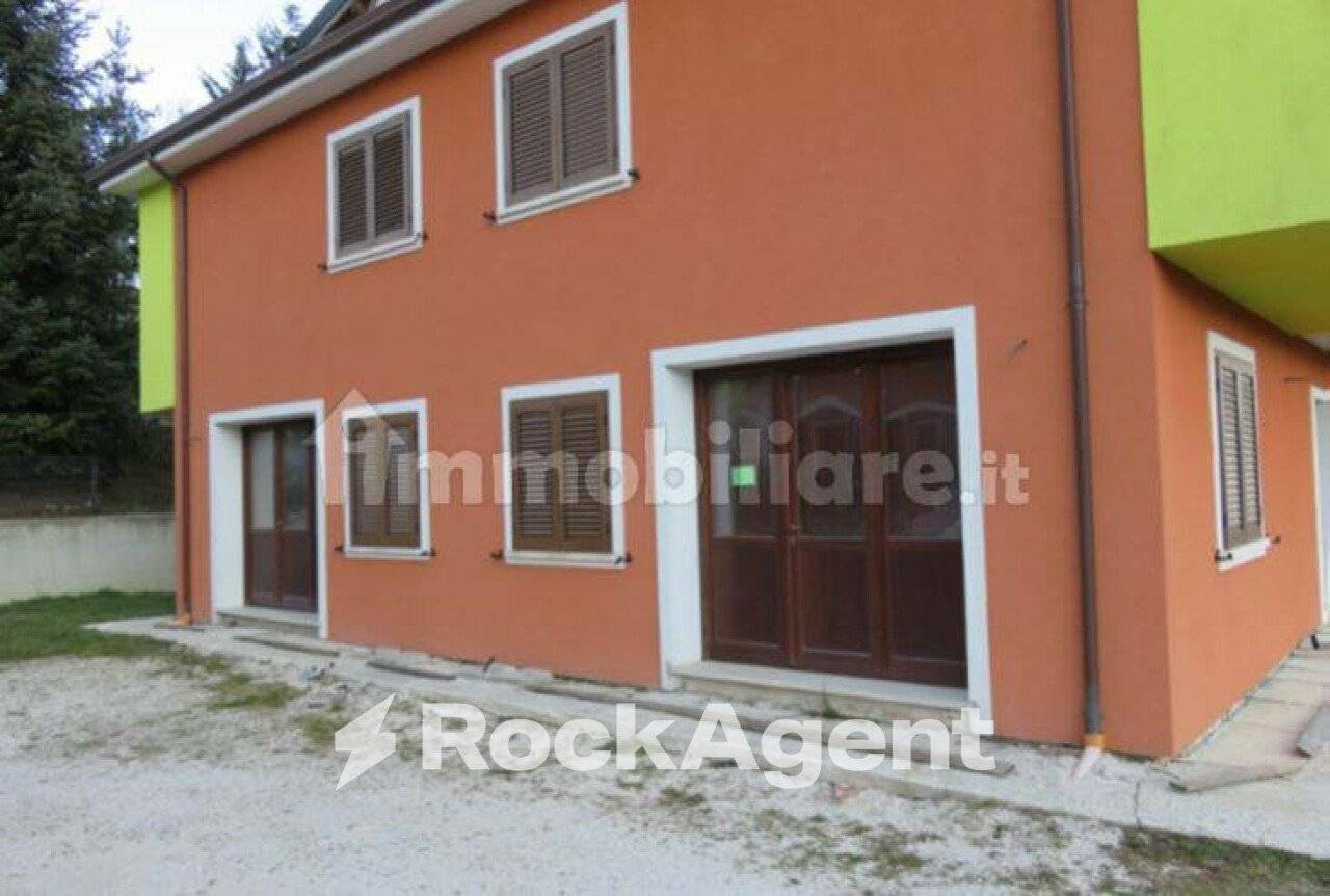 2 bedrooms Villa in Scoppito, Italy No. 294770