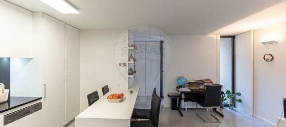 Casa de 2 dormitorios en Porto, Portugal No. 184625 23