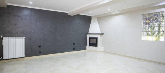 3 rooms Apartment in Artena, Italy No. 27061 9