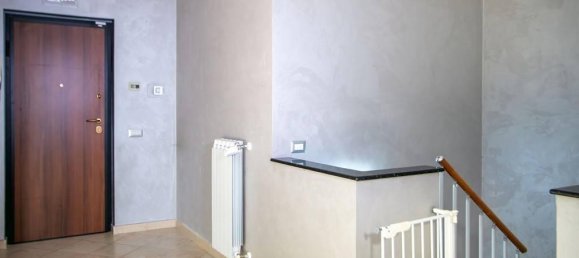 3 rooms Apartment in Artena, Italy No. 27061 32