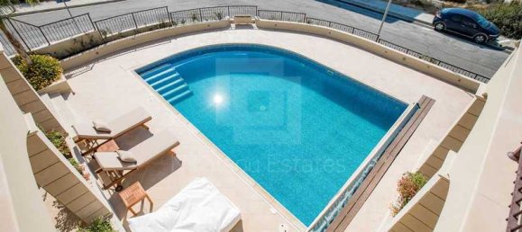 7 bedrooms House in Germasogeia, Cyprus No. 7207 12