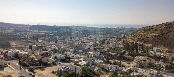 7 bedrooms House in Germasogeia, Cyprus No. 7207 6