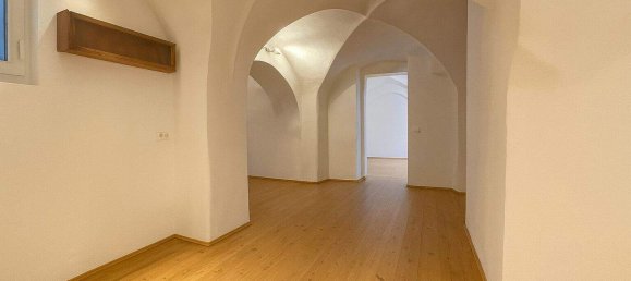 Дом с 14 комнатами в Гумпольдскирхен, Австрия № 228371 35