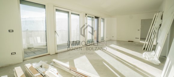 3 bedrooms Penthouse in Trentino-Alto Adige, Italy No. 164991 2
