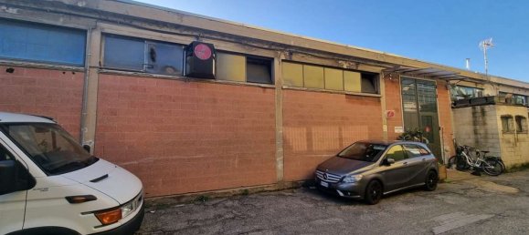 Armazém em Garbagnate Milanese, Italy 250 m² N.º 78848 11