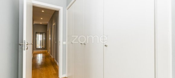 2 Schlafzimmer Wohnung in Lisbon, Portugal, Nr. 329995 8