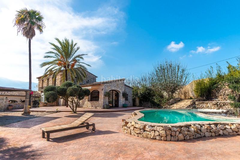 6 bedrooms House in Jalon, Spain No. 43757