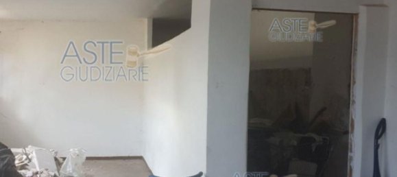 5 bedrooms Apartment in Latina, Italy No. 321160 11