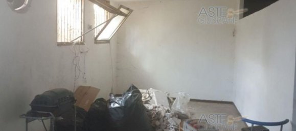 5 bedrooms Apartment in Latina, Italy No. 321160 32