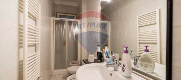 Apartamento de 3 dormitorios en Bari, Italy No. 270524 14