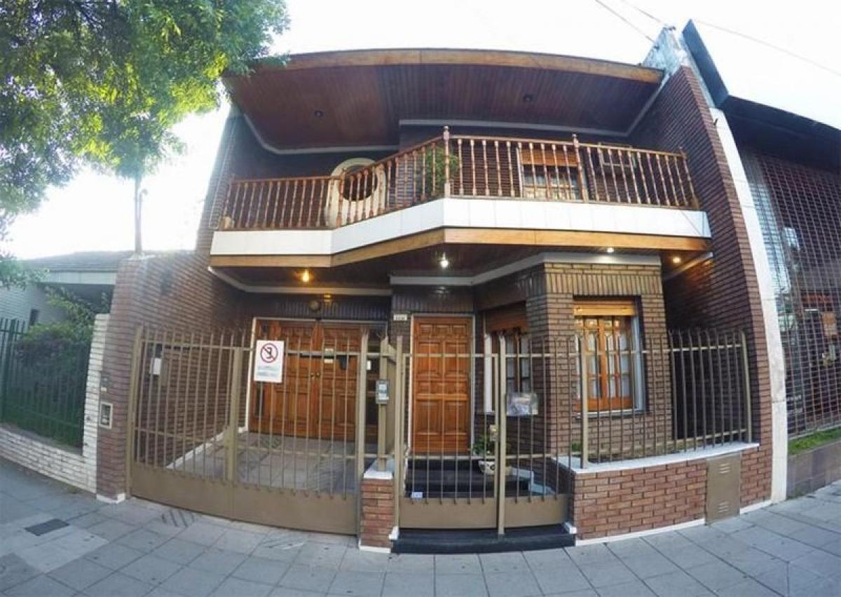 Дом с 3 спальнями в Хенераль Сан Мартин, Аргентина № 84871