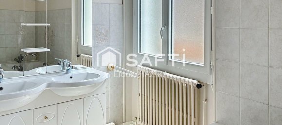 3 bedrooms House in Thenezay, France No. 282312 8