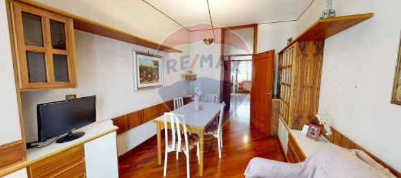 Apartamento de 3 dormitorios en Milan, Italy No. 243152 12