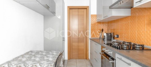 3-salle Appartement à Milan, Italy No. 241475 8