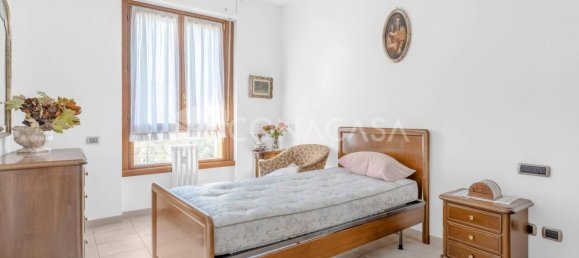 3-salle Appartement à Milan, Italy No. 241475 13