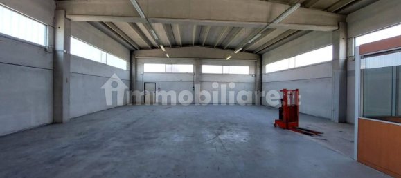 465m² Warehouse in Robbio, Italy No. 316972 5
