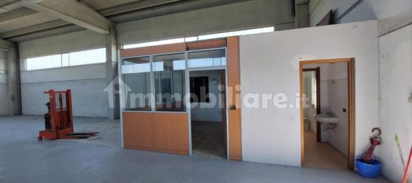 465m² Warehouse in Robbio, Italy No. 316972 4