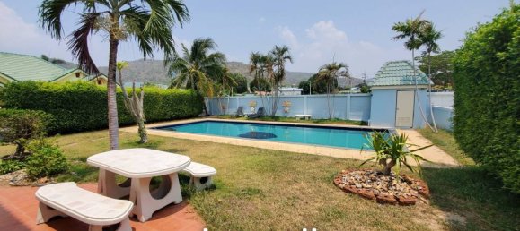 4 bedrooms Villa in Hua Hin, Thailand No. 19737 6