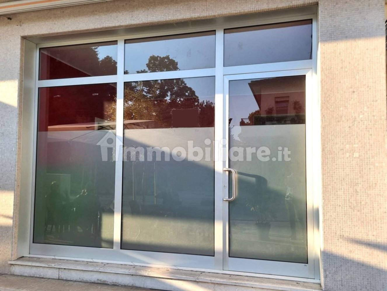 Propiedad comercial en Montegrotto Terme, Italy 90 m² No. 267468