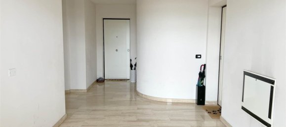 3 bedrooms Apartment in Valsamoggia, Italy No. 347702 5