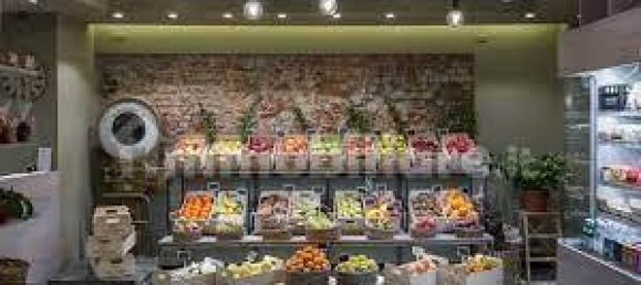 Propiedad comercial de 3 habitaciónes en Lodi, Italy No. 4577 5