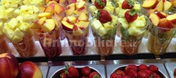 Propiedad comercial de 3 habitaciónes en Lodi, Italy No. 4577 9