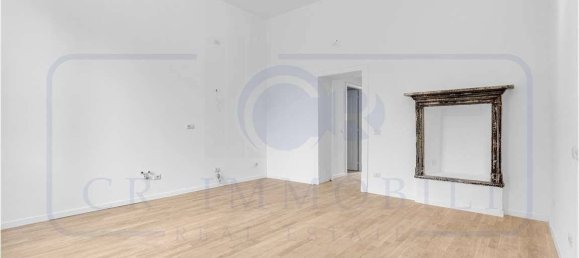 1 bedroom Apartment in Milan, Italy No. 323534 6
