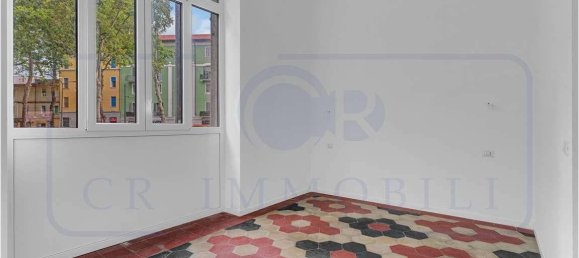 1 bedroom Apartment in Milan, Italy No. 323534 9