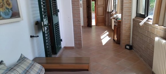 Квартира с 2 спальнями в Фивиццано, Италия № 373581 35