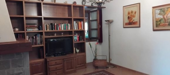 Квартира с 2 спальнями в Фивиццано, Италия № 373581 20