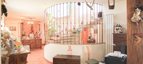 6 rooms Villa in Castiglione del Lago, Italy No. 104627 12