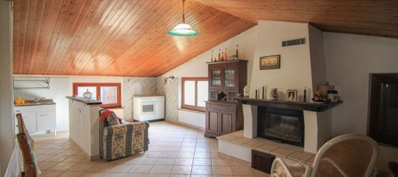 6 rooms Villa in Castiglione del Lago, Italy No. 104627 17