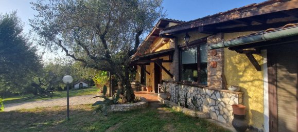 8 bedrooms Villa in Sacrofano, Italy No. 335794 3