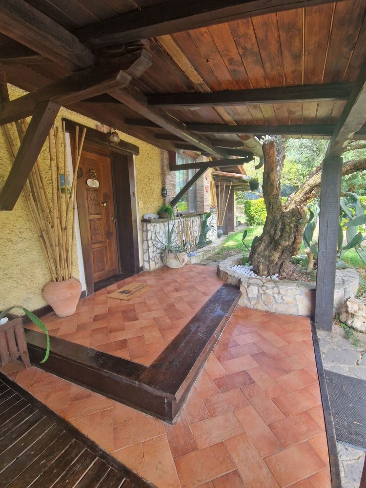 8 bedrooms Villa in Sacrofano, Italy No. 335794