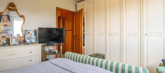 2 Schlafzimmer Wohnung in Rome, Italy, Nr. 298178 9