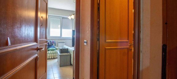 2 Schlafzimmer Wohnung in Rome, Italy, Nr. 298178 13