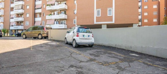 2 Schlafzimmer Wohnung in Rome, Italy, Nr. 298178 2