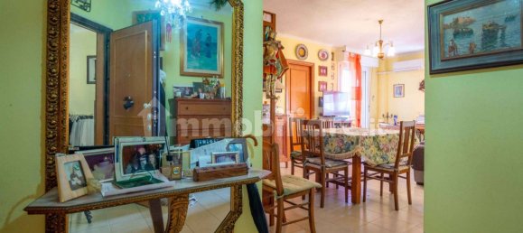 2 Schlafzimmer Wohnung in Rome, Italy, Nr. 298178 10