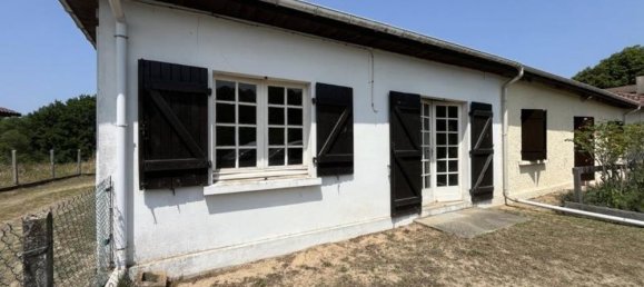 3 bedrooms House in Mezos, France No. 290637 2