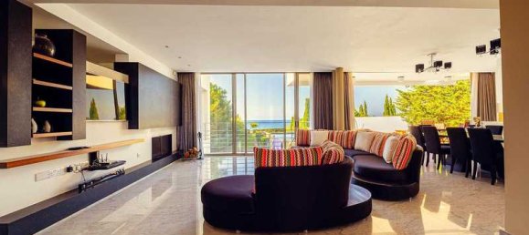 5 bedrooms Villa in Polis, Cyprus No. 10615 10