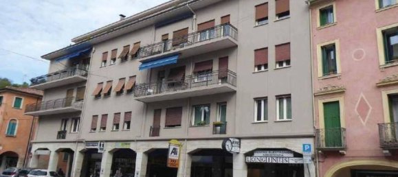 4 bedrooms Apartment in Conegliano, Italy No. 380942 2